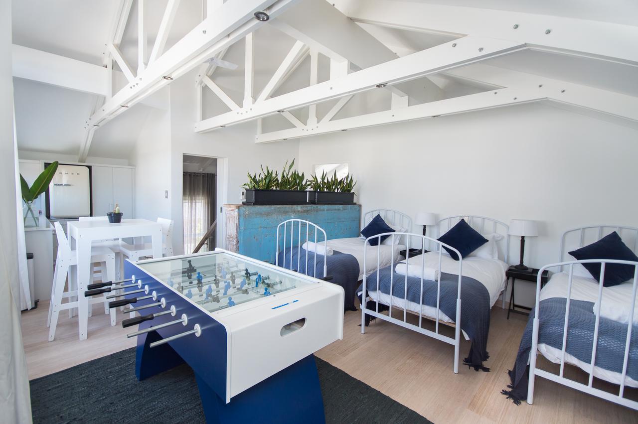Cricklewood Place - Luxury Holiday Homes เคปทาวน์ ภายนอก รูปภาพ