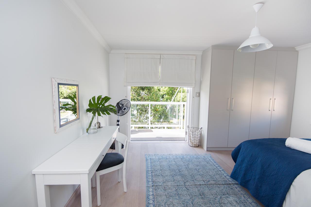 Cricklewood Place - Luxury Holiday Homes เคปทาวน์ ภายนอก รูปภาพ